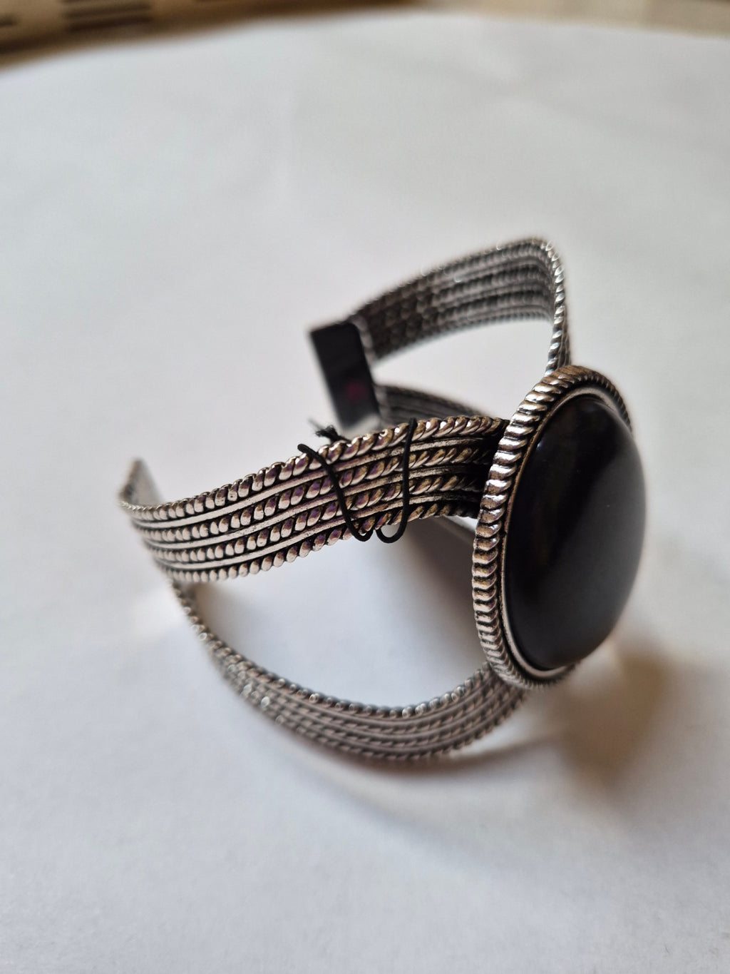 BLACK BRACELET