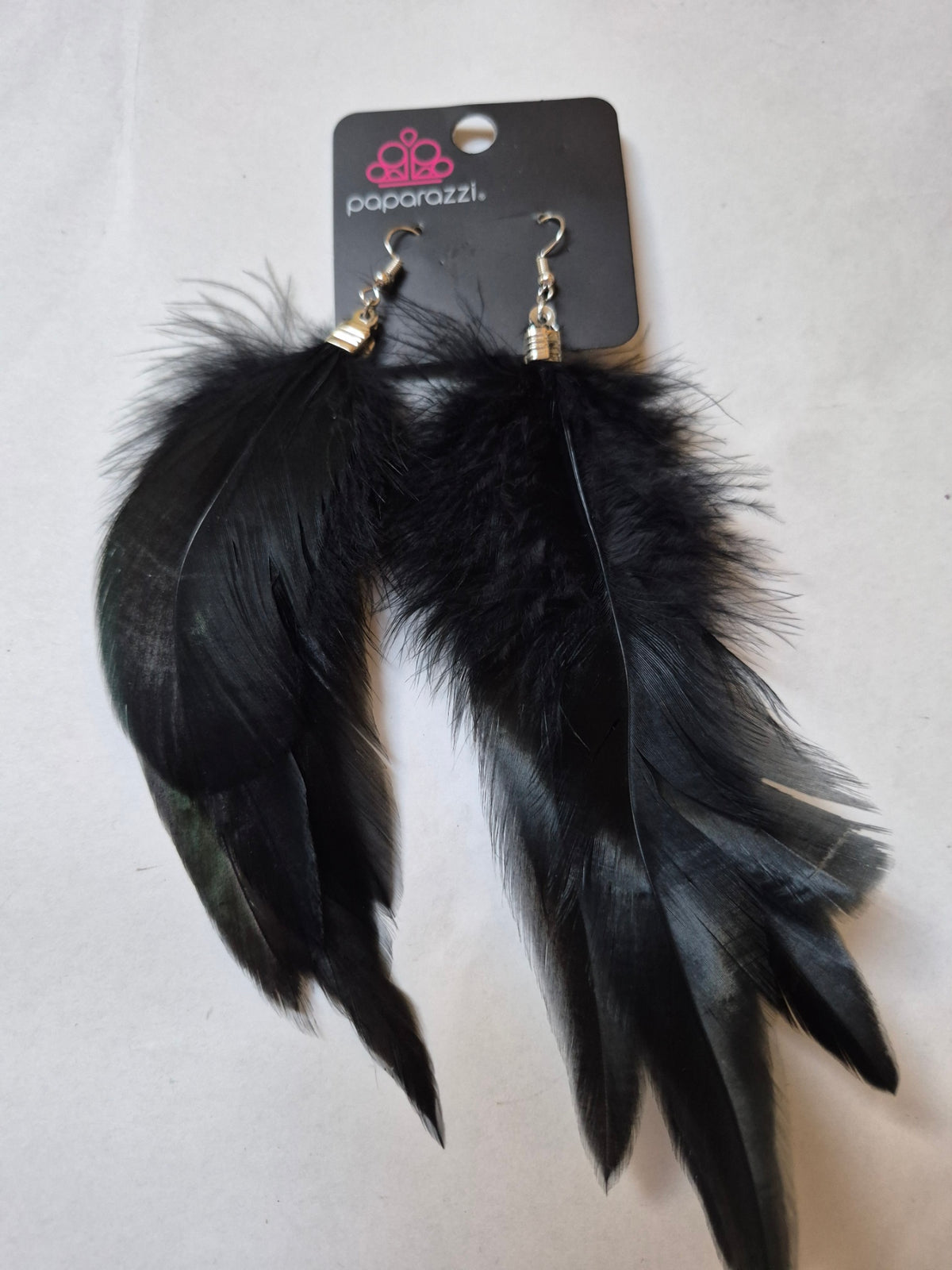BLACK FEATHER EARRINGS