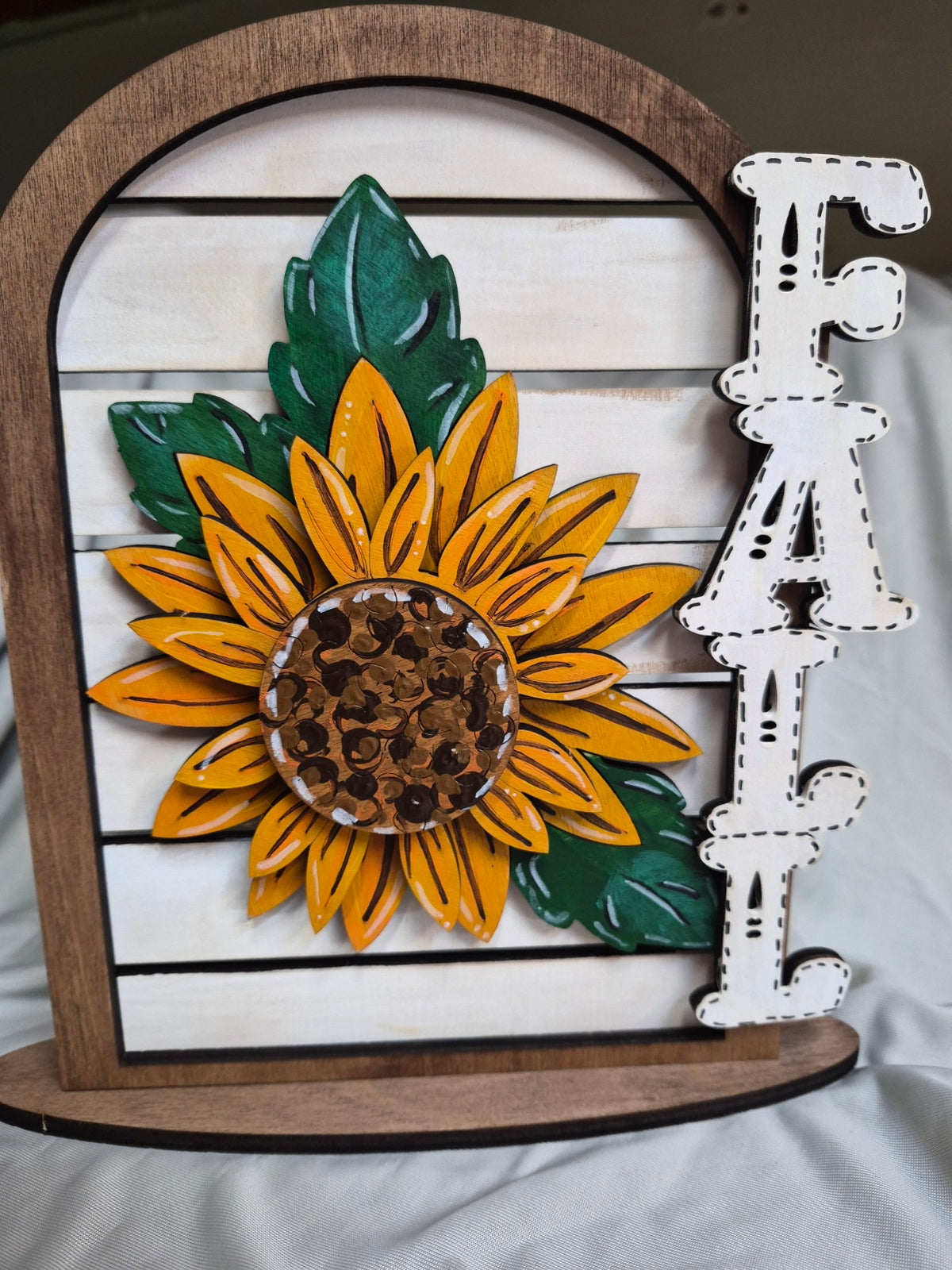 SUNFLOWER SHELF SITTER